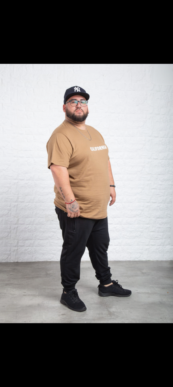 Remera especial estampado - Image 10