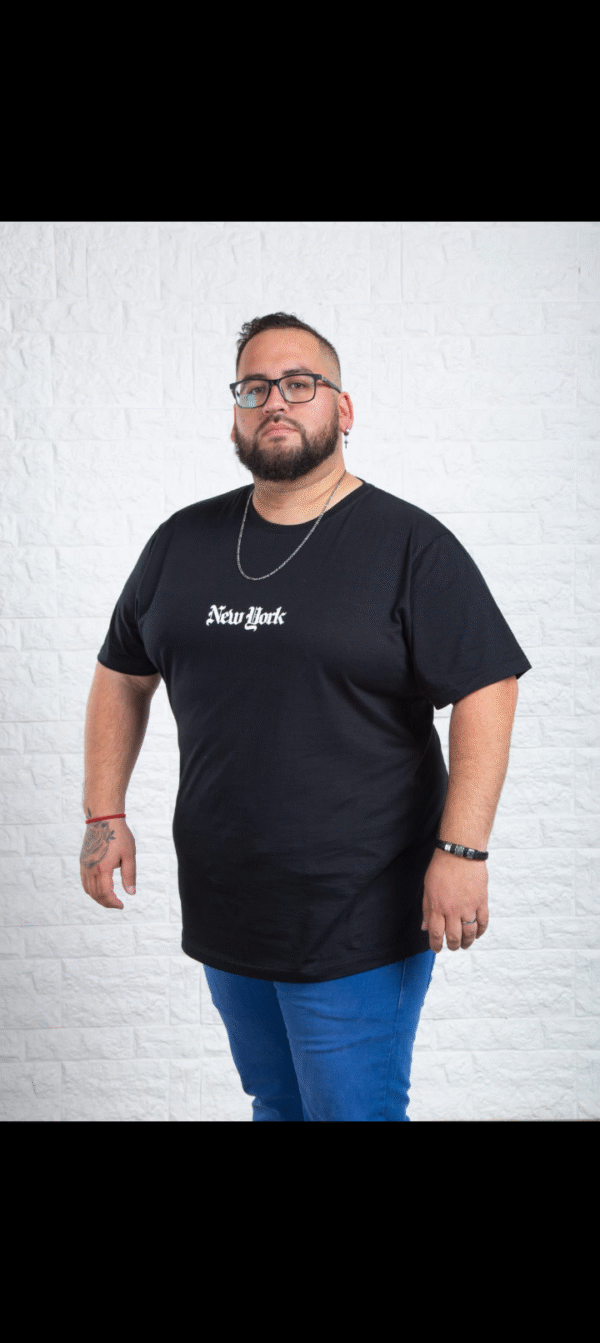 Remera especial estampado - Image 2