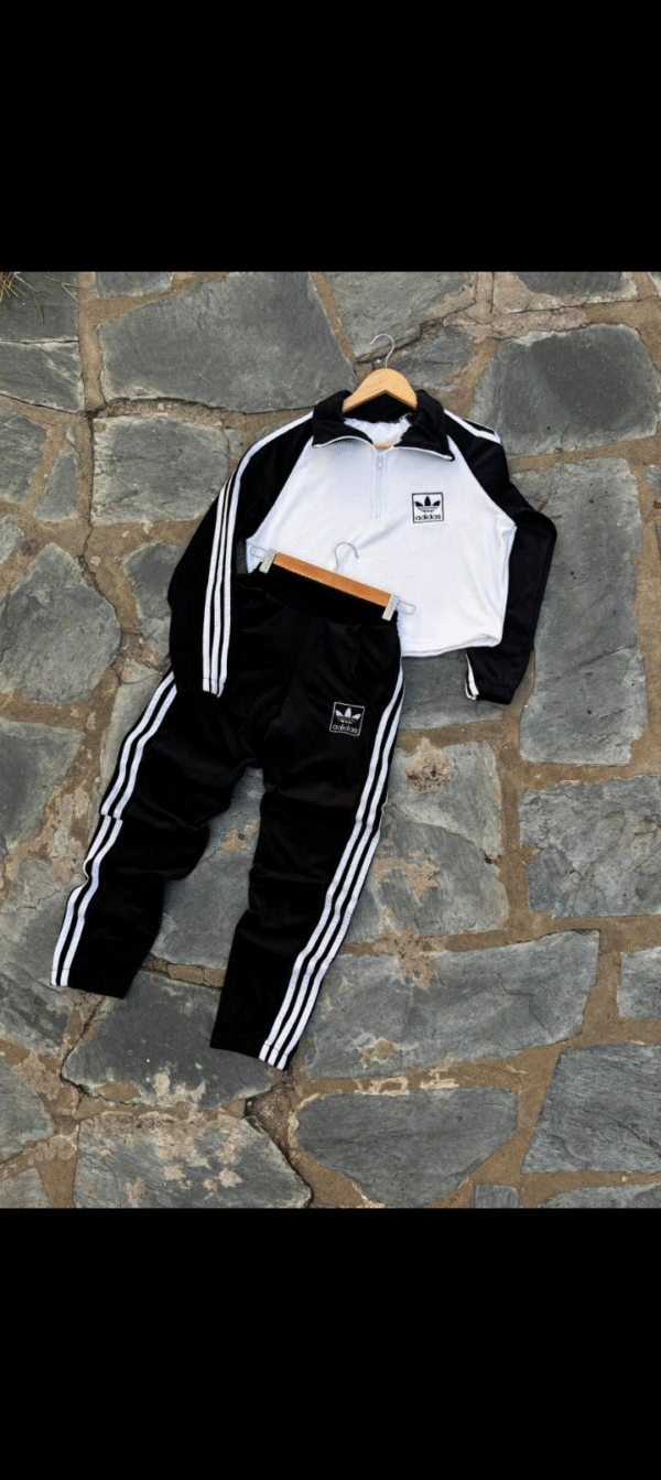 Conjunto pluhs Adidas - Image 4