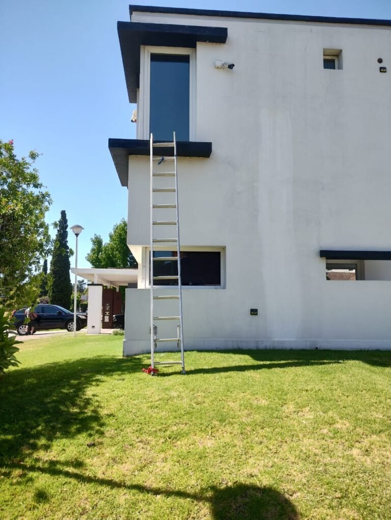 e8dabda1-d17e-4a58-8d91-8ecc0bb3aee7